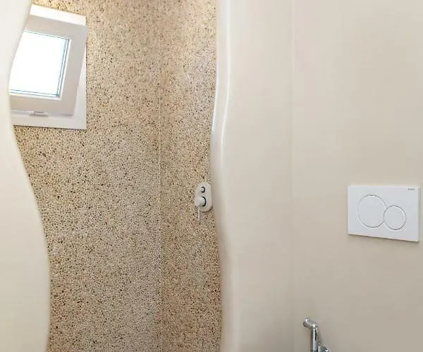 Daire Angeliki Pláka